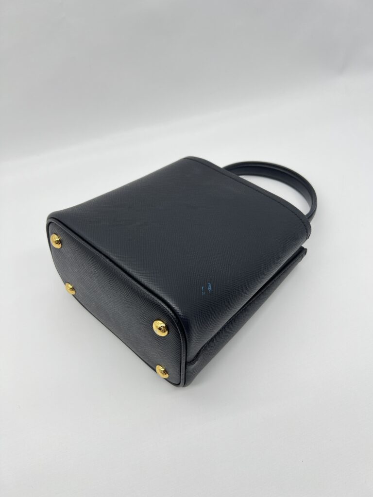 Prada Pannier Bucket Bag Saffiano Cuir Nero/Fuoco