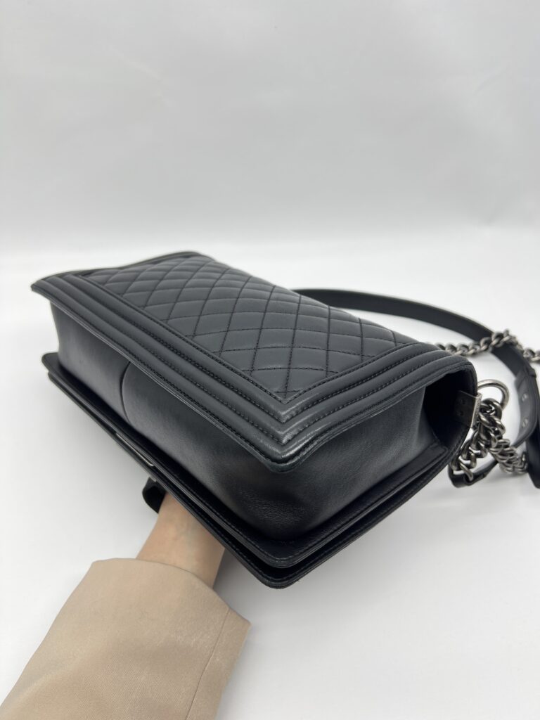 Chanel Boy 28 Lambskin Black RHW