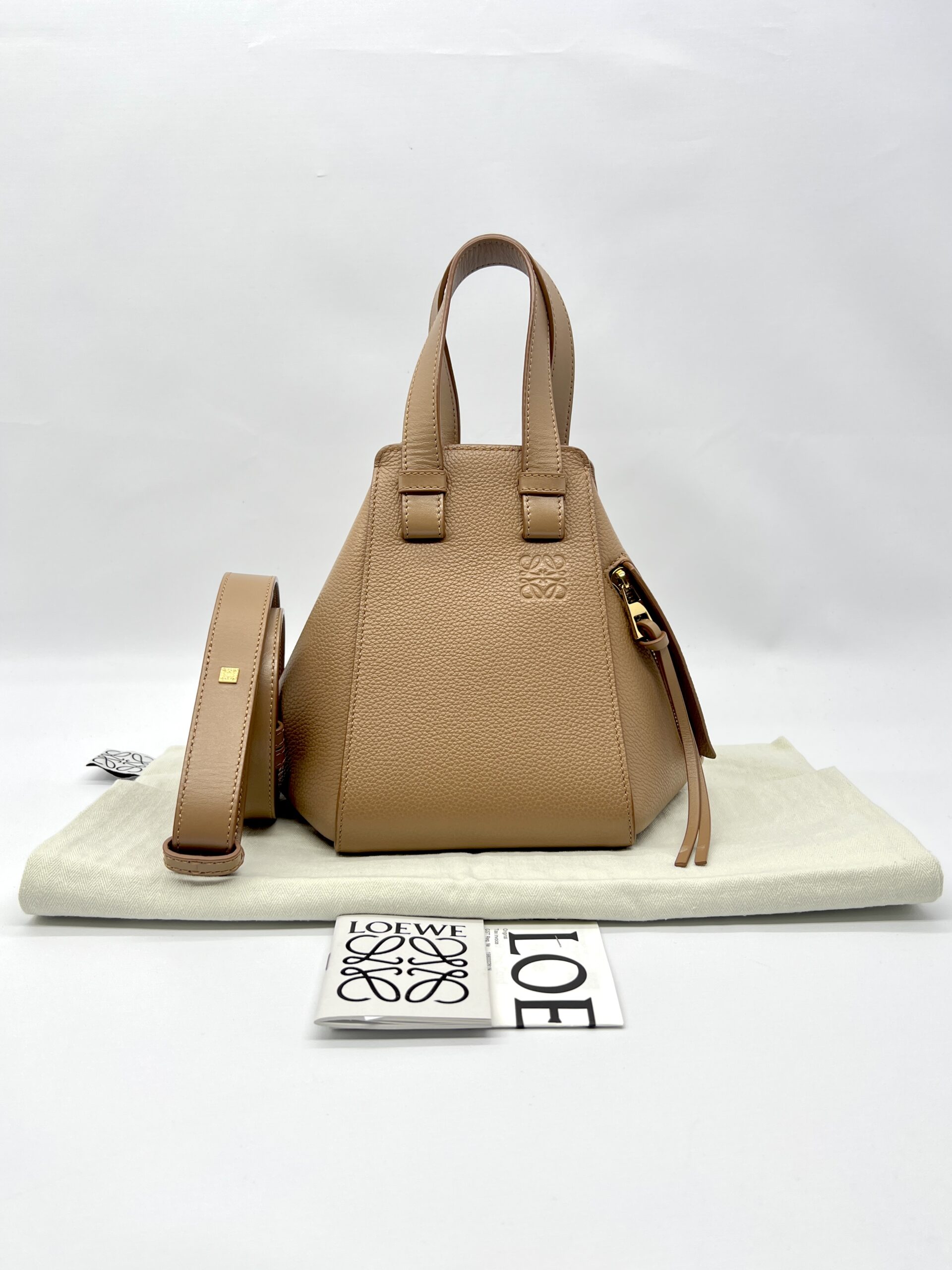 Loewe Hammock Compact Camel Brown GHW