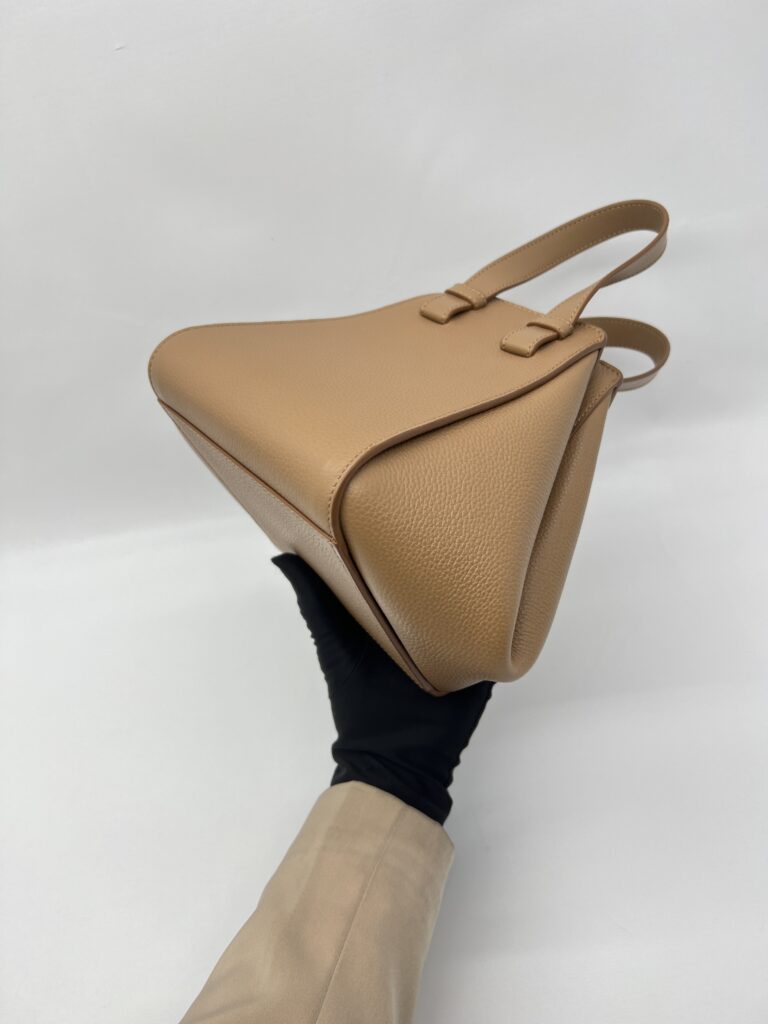 Loewe Hammock Compact Camel Brown GHW