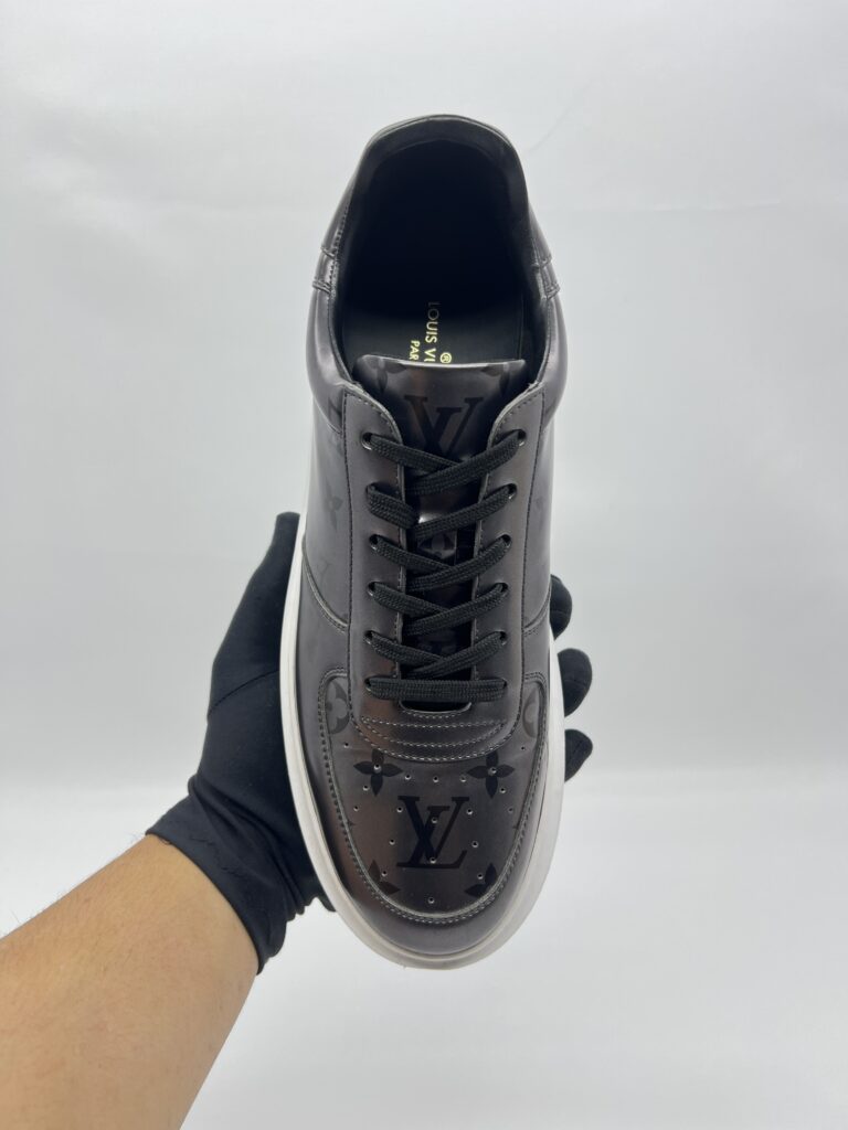 Louis Vuitton Beverly Hills Sneakers Vernis Monogram Dark Silver