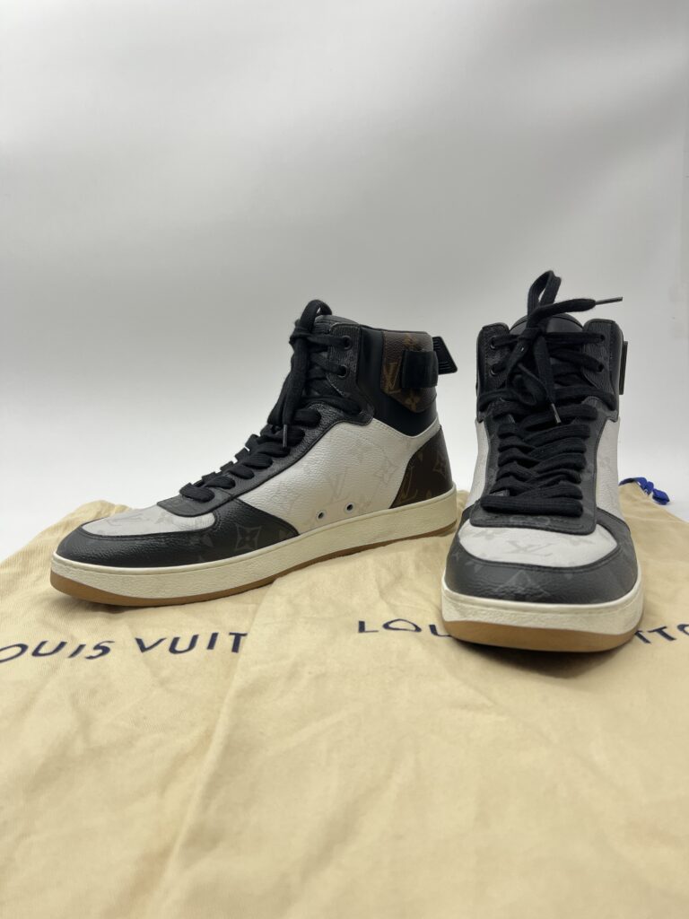 Louis Vuitton Rivoli Sneakers Triple Monogram