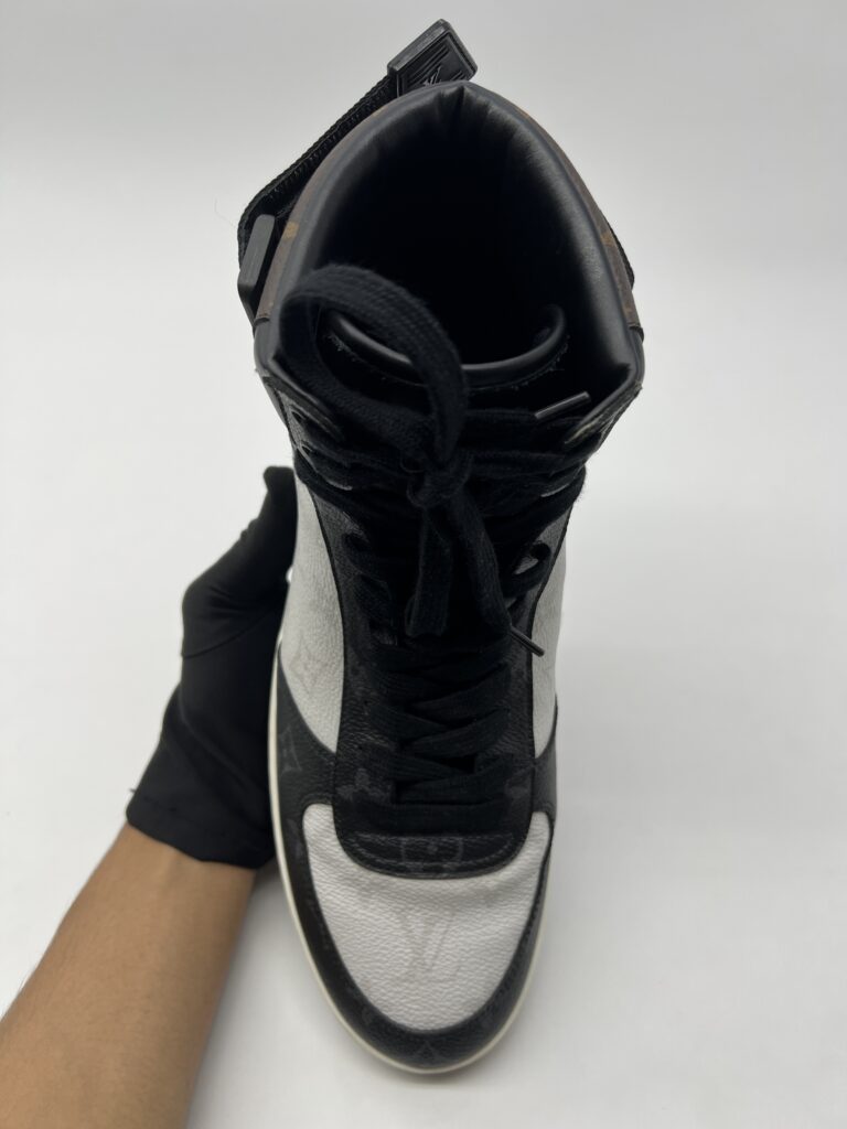 Louis Vuitton Rivoli Sneakers Triple Monogram