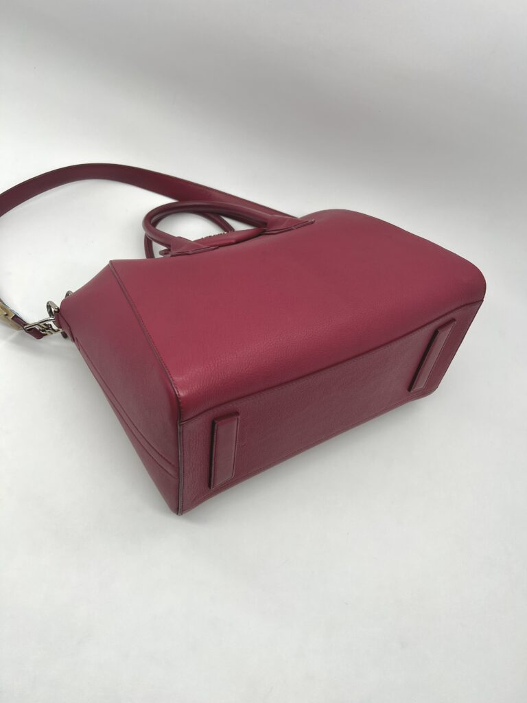 Givenchy Antigona Medium Grained Red SHW