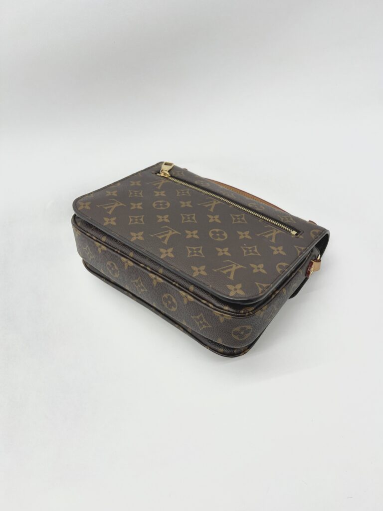 Louis Vuitton Metis MM Monogram GHW