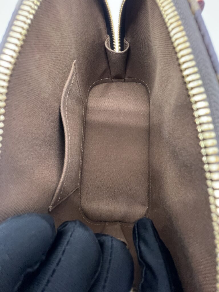 Louis Vuitton Alma BB Monogram GHW