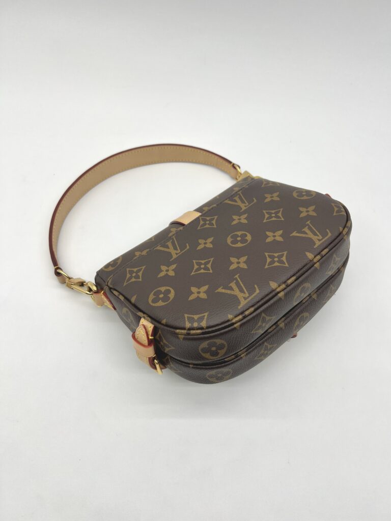 Louis Vuitton Saumur BB Monogram GHW