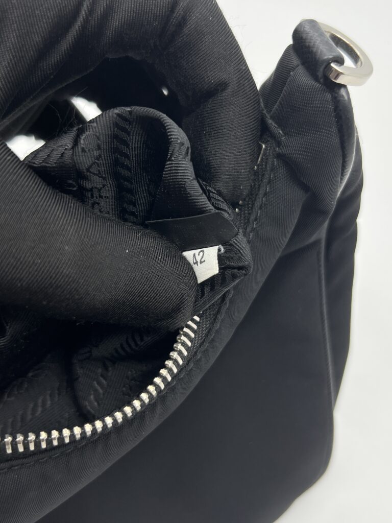 Prada Re Edition 2005 Tessuto Nylon Nero SHW