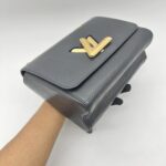 Louis Vuitton Twist MM Epi Noir GHW
