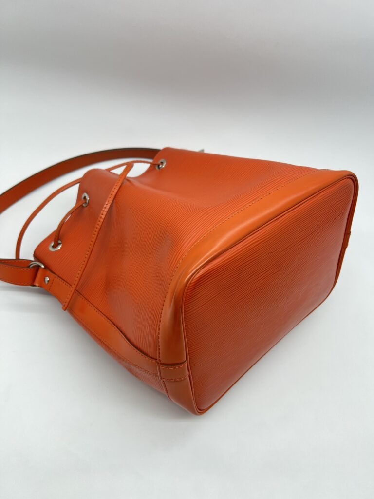 Louis Vuitton Petit Noe Epi Orange SHW