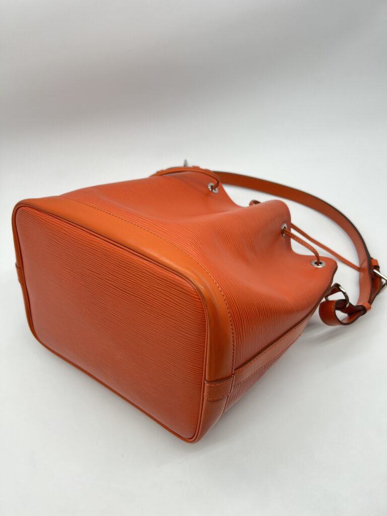 Louis Vuitton Petit Noe Epi Orange SHW