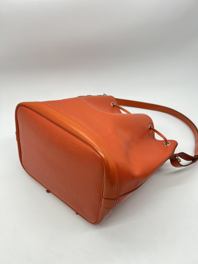 Louis Vuitton Petit Noe Epi Orange SHW