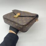 Louis Vuitton Metis MM Monogram GHW