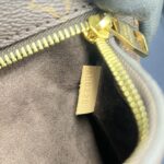 Louis Vuitton Metis MM Monogram GHW