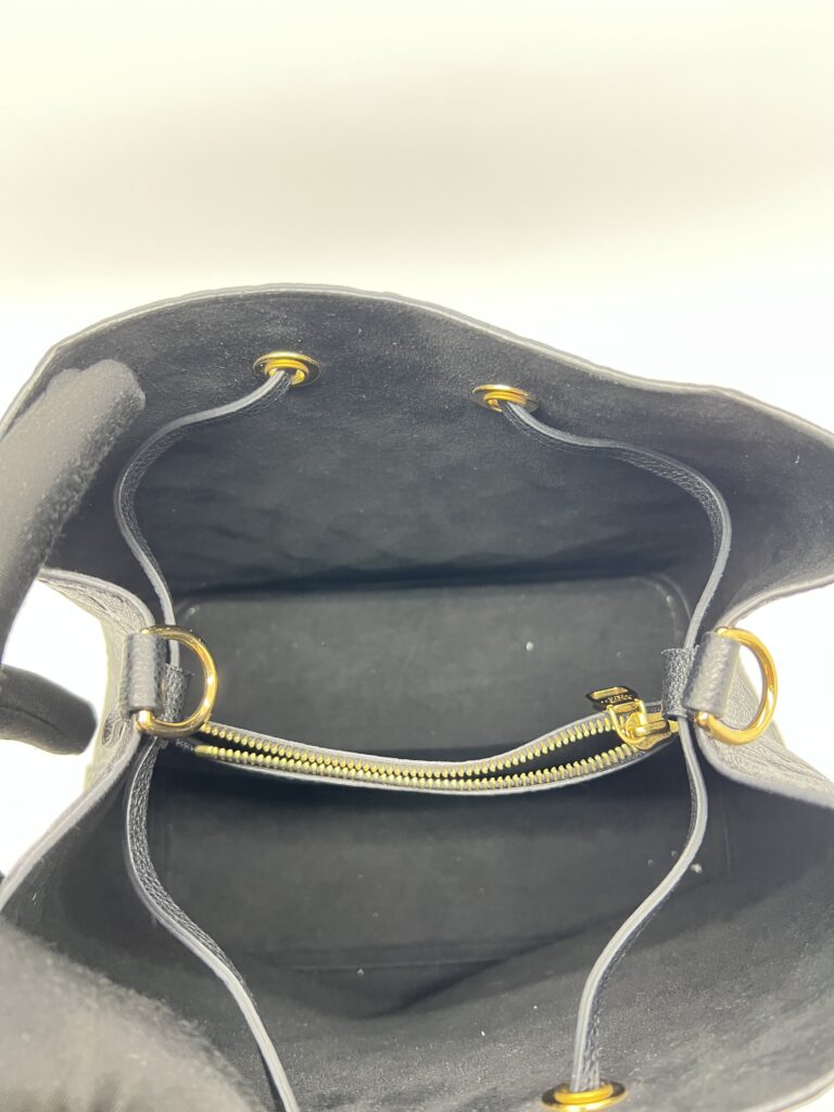 Louis Vuitton Neo Neo MM Monogram Empreinte Noir GHW