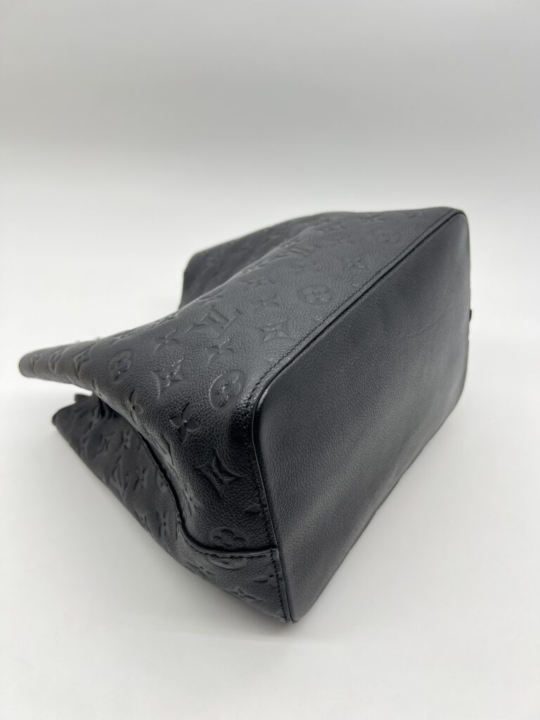 Louis Vuitton Neo Neo MM Monogram Empreinte Noir GHW