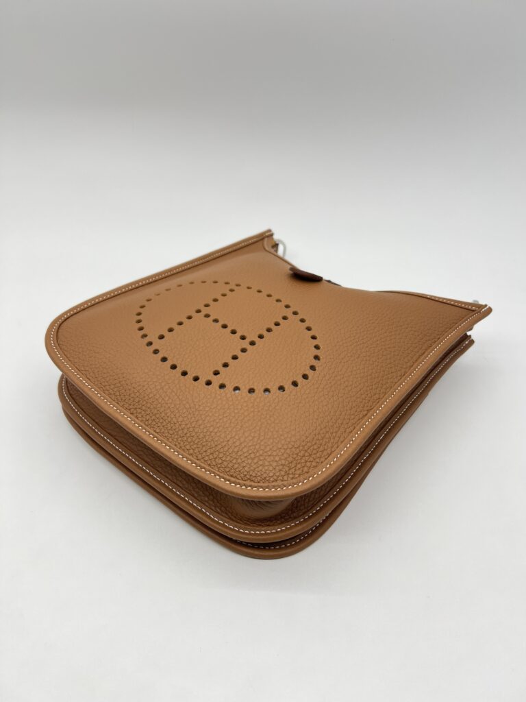 Hermes Evelyne 23 Poche Clemence Gold PHW