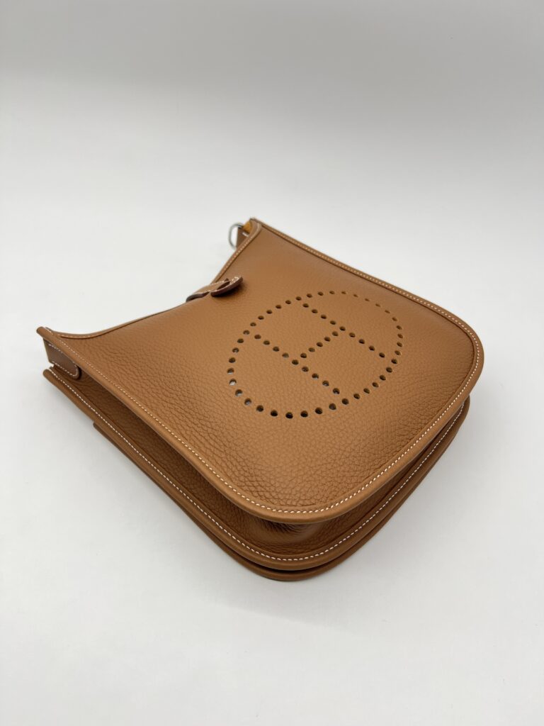 Hermes Evelyne 23 Poche Clemence Gold PHW