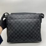 Louis Vuitton District Messenger Damier Graphite SHW