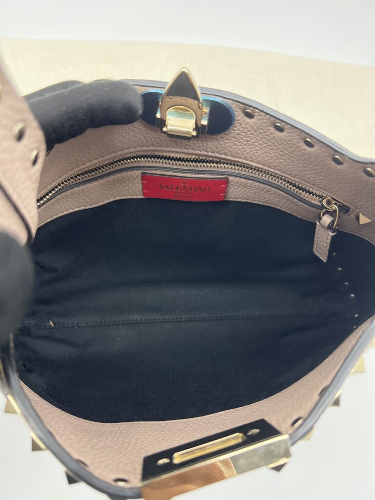 Valentino Rockstud Hobo Grained Poudre GHW