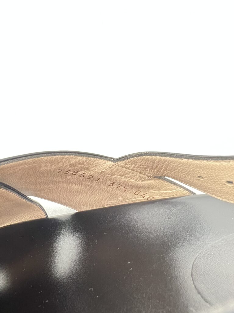 Gucci Elizabeth Nappa Black White Logo