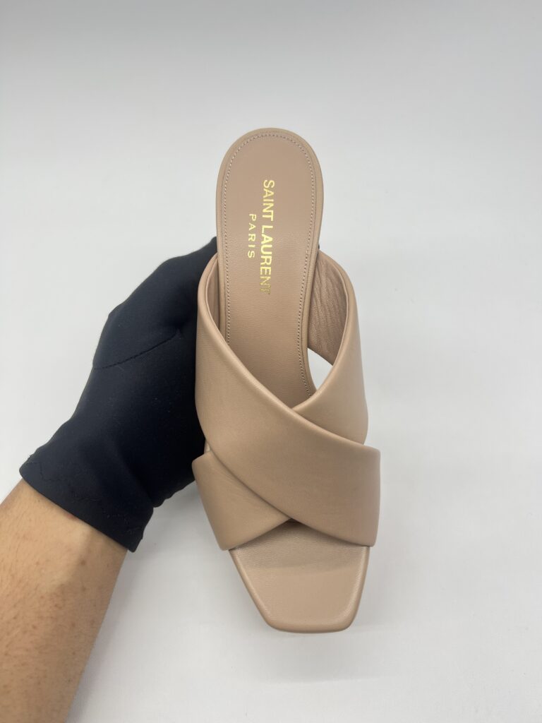 Saint Laurent Loulou Mules 70 Nude