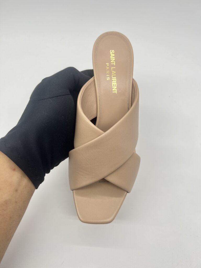 Saint Laurent Loulou Mules 70 Nude