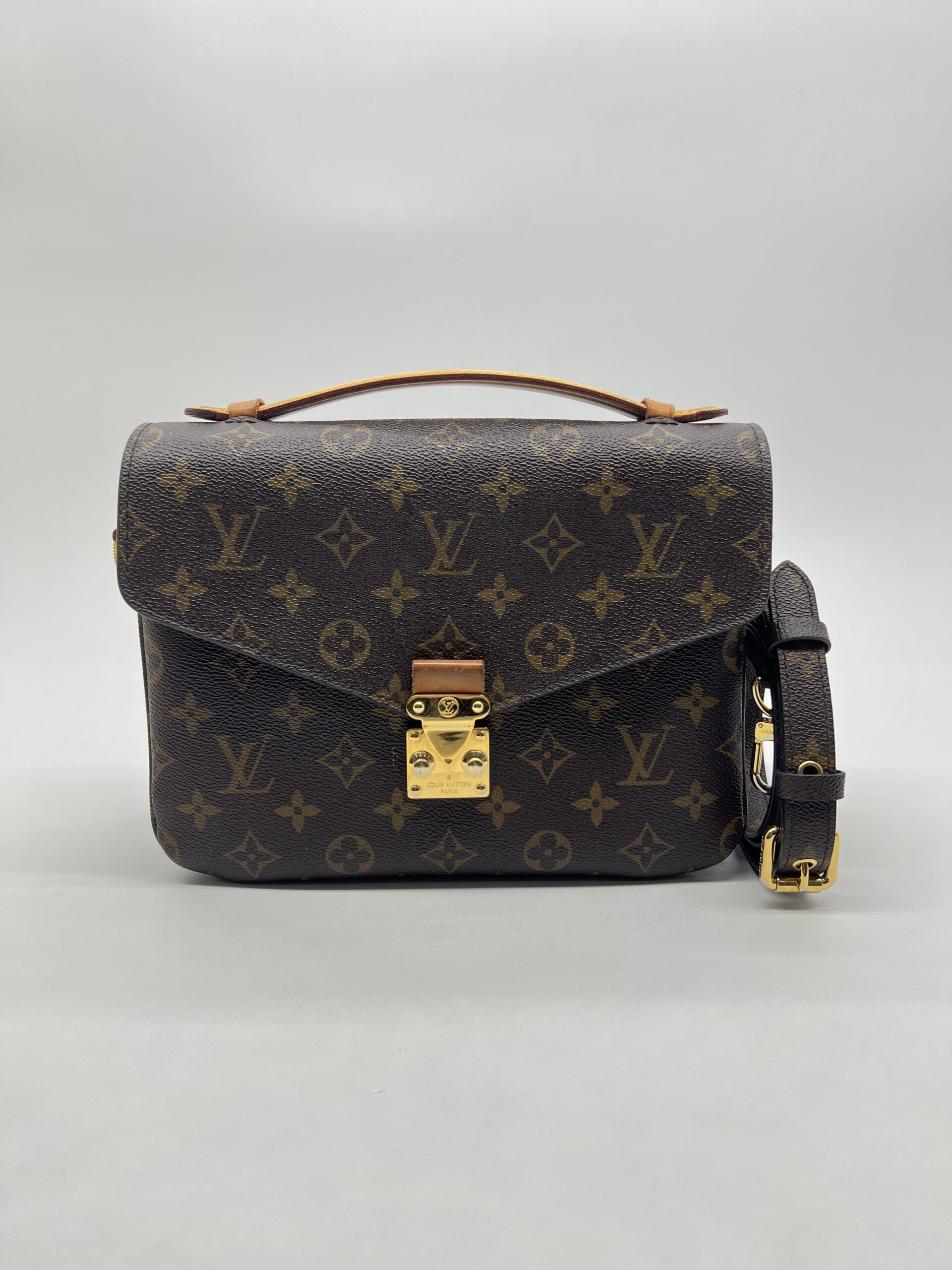 Louis Vuitton Metis MM Monogram GHW