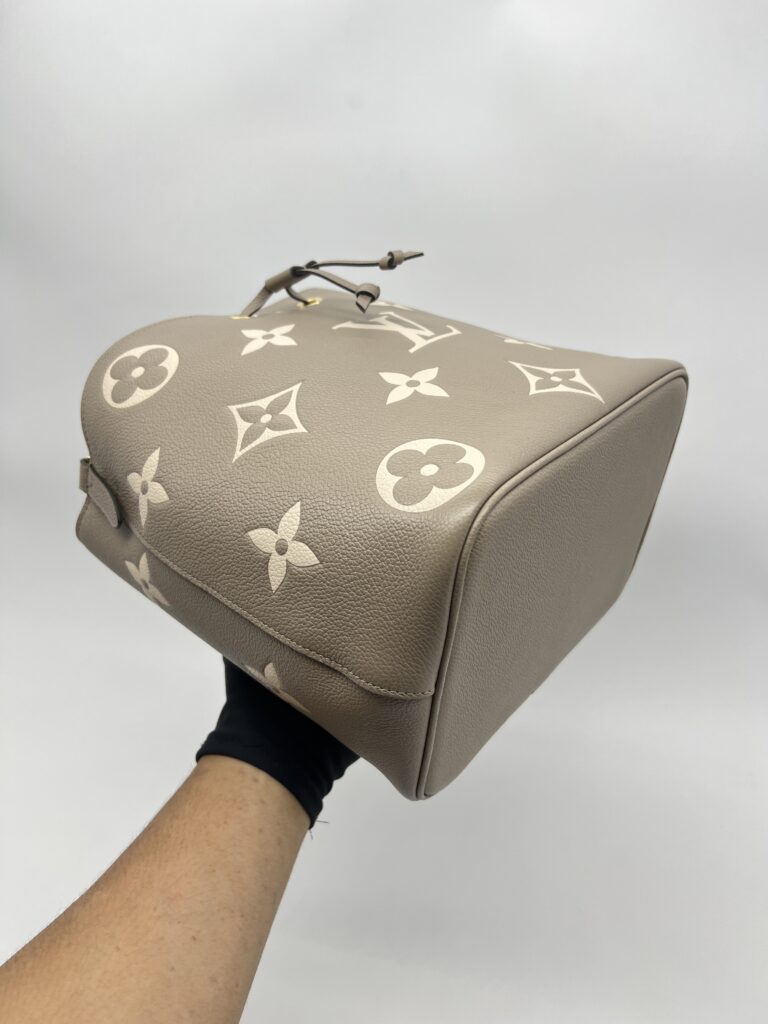 Louis Vuitton Neo Neo MM Monogram Empreinte Giant Tourterelle Creme GHW