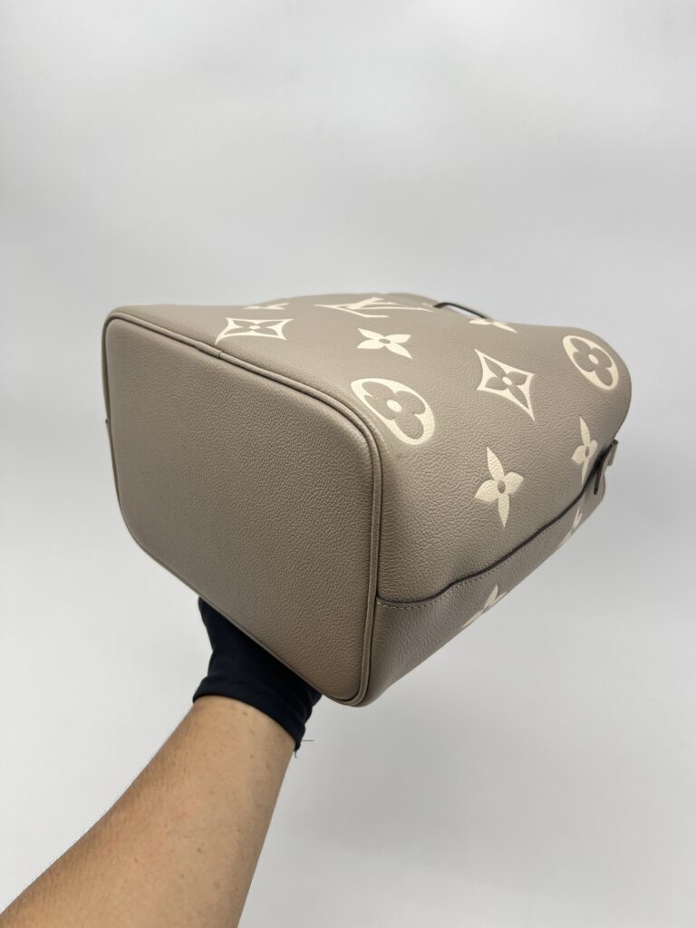 Louis Vuitton Neo Neo MM Monogram Empreinte Giant Tourterelle Creme GHW