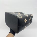 Louis Vuitton Neo Neo MM Monogram Empreinte Giant Noir Beige GHW