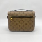 Louis Vuitton Metis MM Monogram Reverse GHW