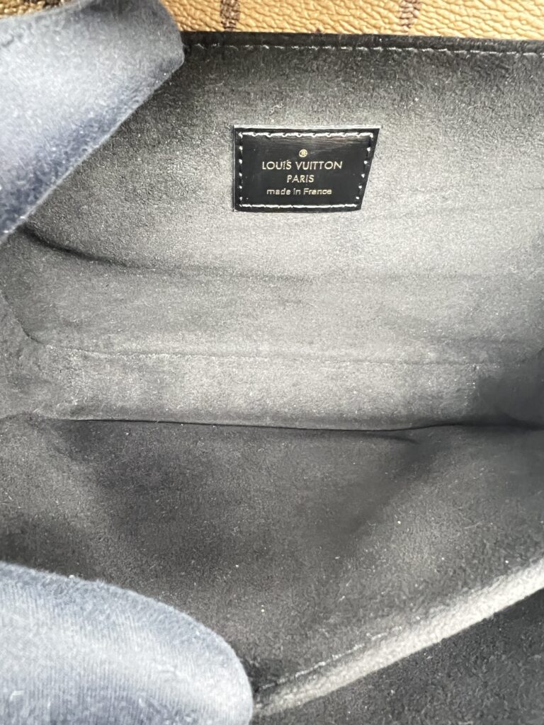 Louis Vuitton Metis MM Monogram Reverse GHW