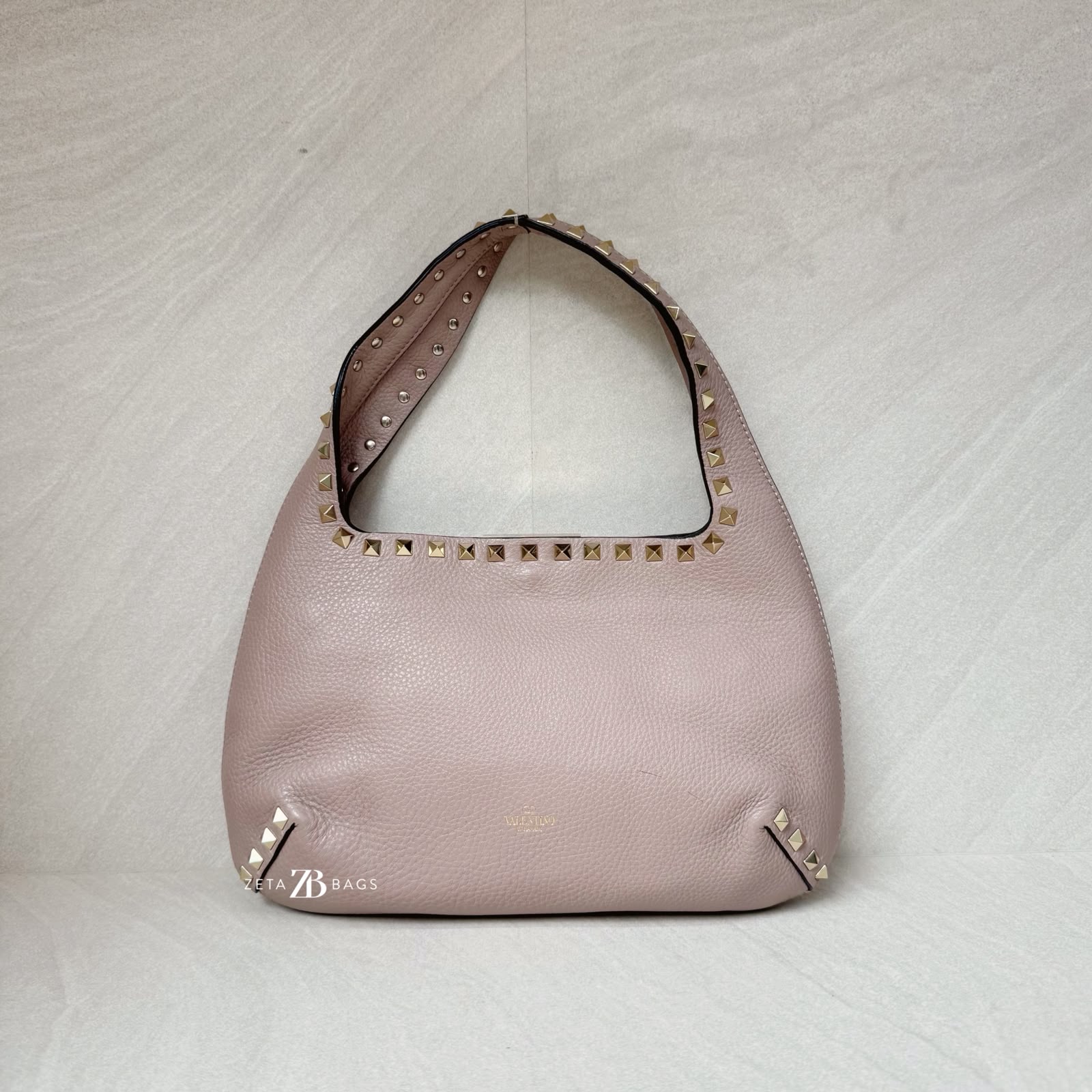 Valentino Rockstud Hobo Grained Poudre GHW