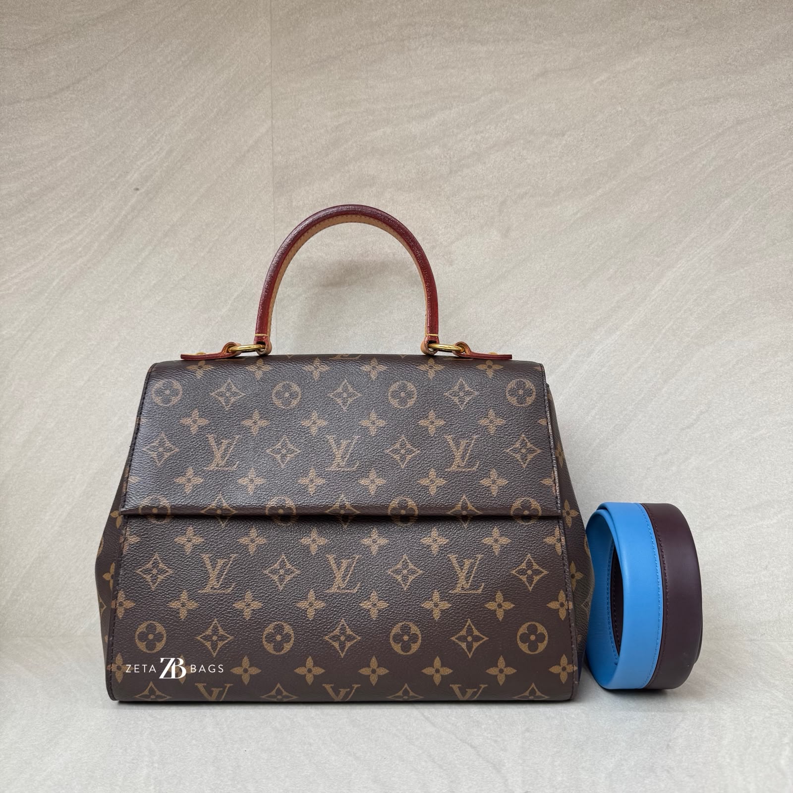 Louis Vuitton Cluny MM Monogram GHW
