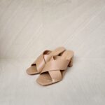 Saint Laurent Loulou Mules 70 Nude