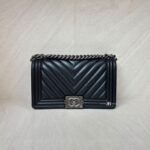 Chanel Boy 25 Chevron Black RHW