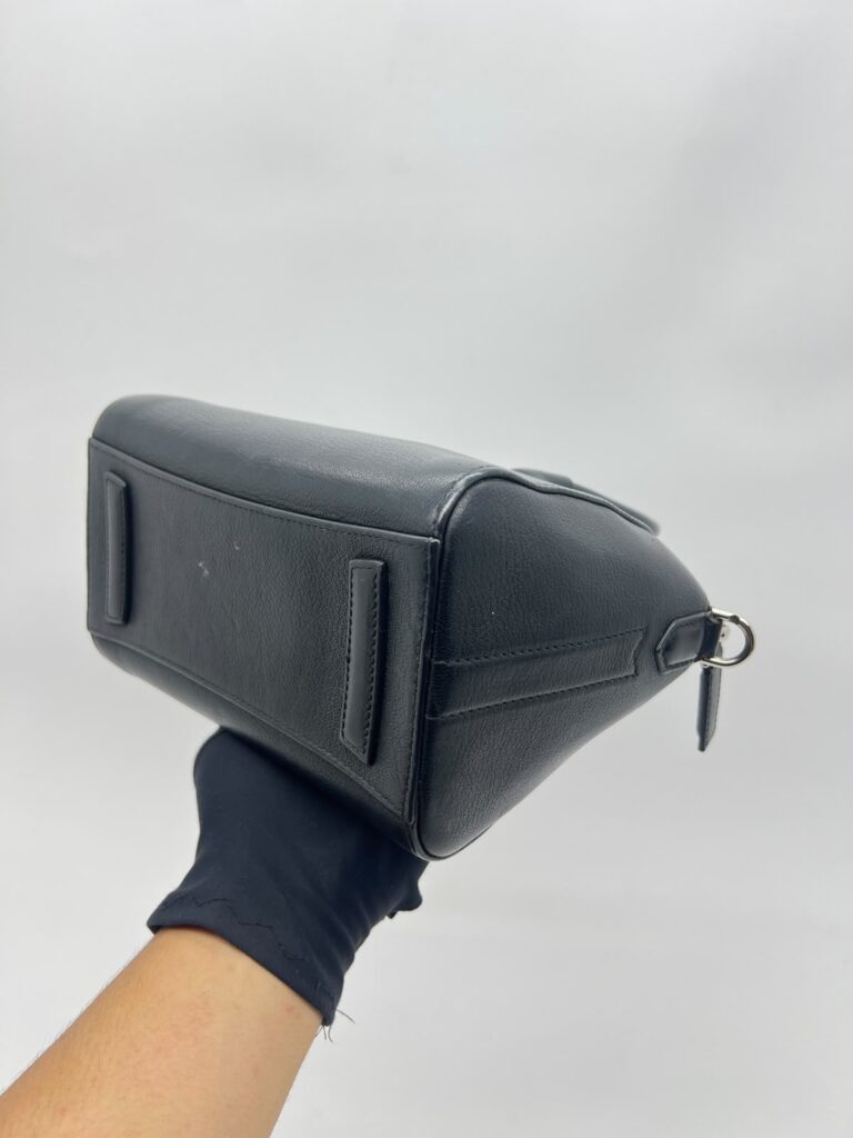 Mini Antigona Grained Black SHW