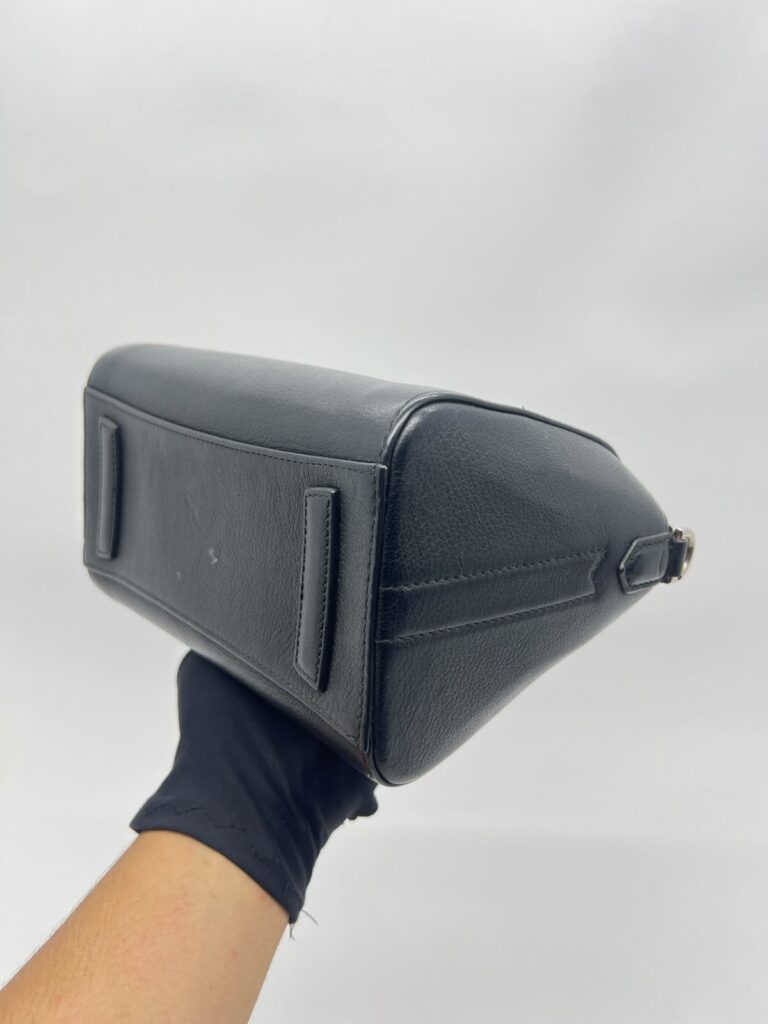Mini Antigona Grained Black SHW