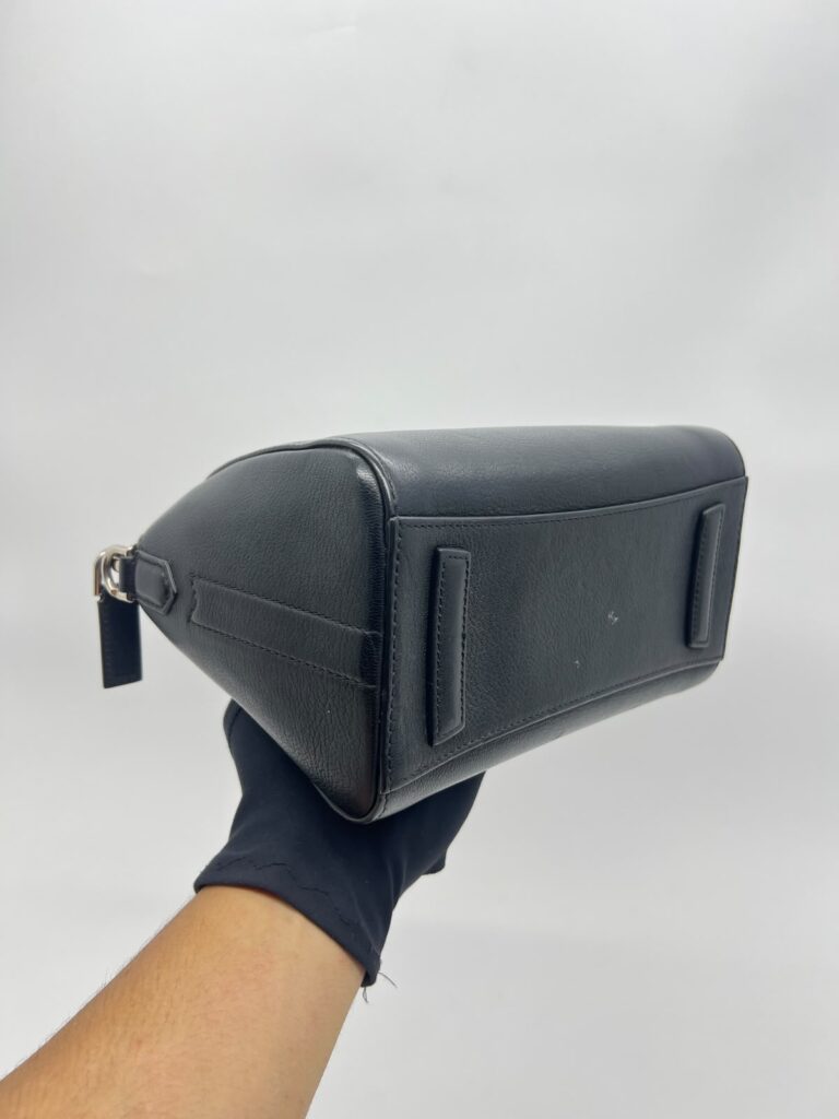 Mini Antigona Grained Black SHW