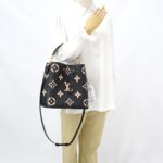 Louis Vuitton Neo Neo MM Monogram Empreinte Giant Noir Beige GHW