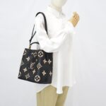 Louis Vuitton Neo Neo MM Monogram Empreinte Giant Noir Beige GHW