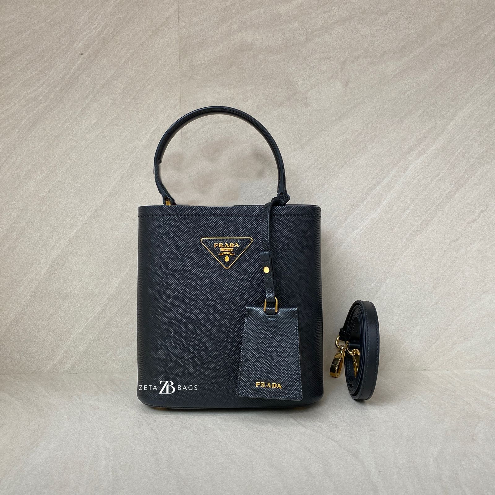 Prada Pannier Bucket Bag Saffiano Cuir Nero/Fuoco