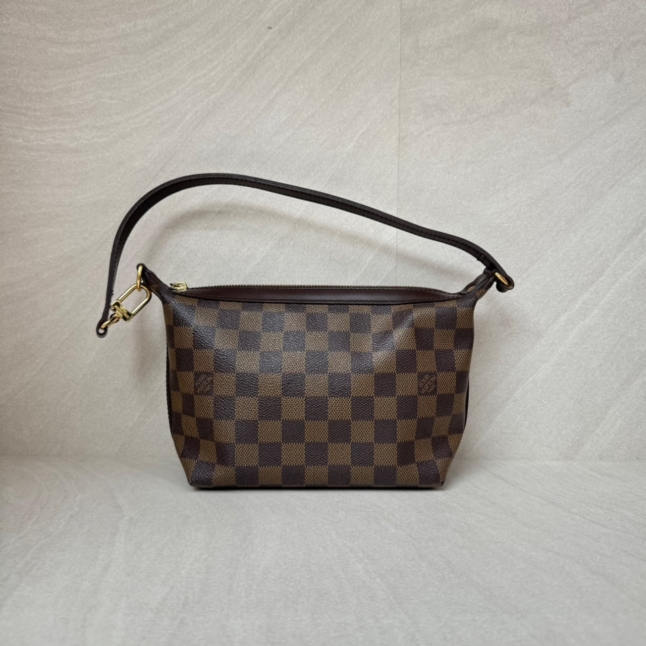 Louis Vuitton Illovo PM Damier