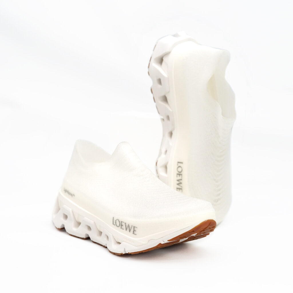 Loewe LightSpray Cloudmonster Sneakers White/Silver