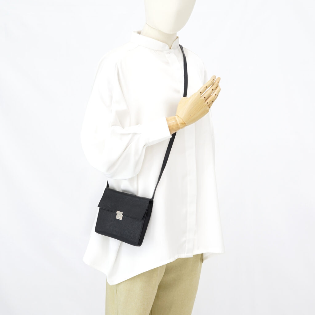 Hermes Sac Clic 16 Chevre Mysore Noir PHW