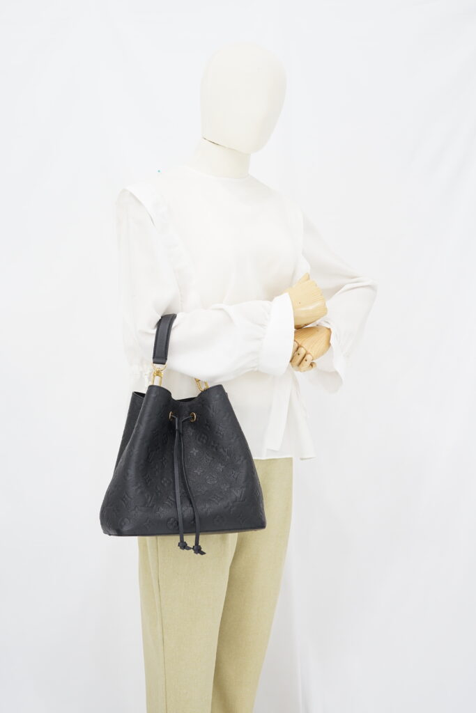 Louis Vuitton Neo Noe MM Monogram Empriente Black