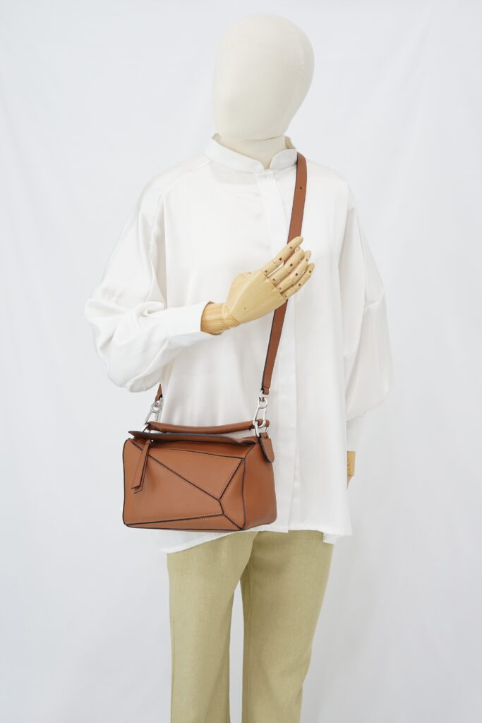 Loewe Puzzle Small Tan GHW
