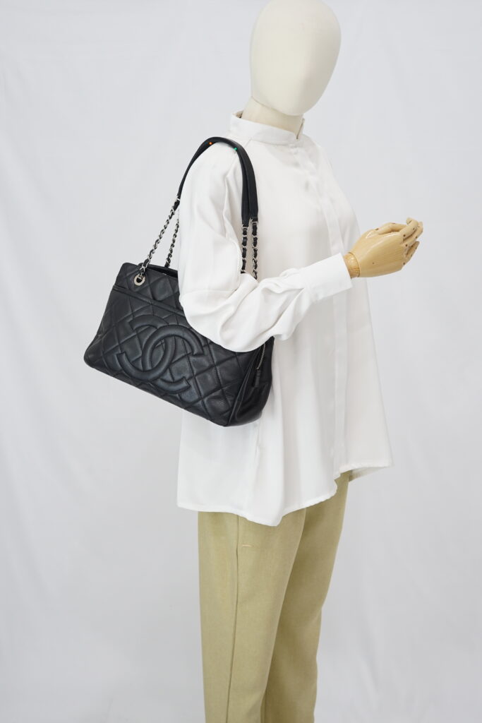 Chanel Timeless CC Tote Caviar Black SHW