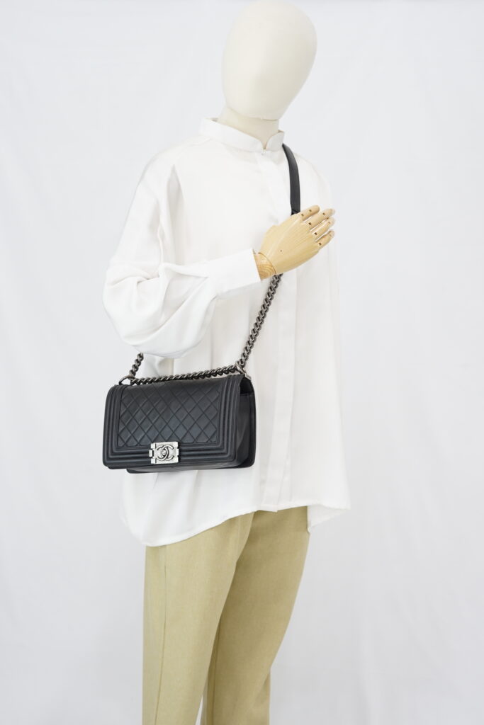 Chanel Boy 25 Lambskin Black RHW
